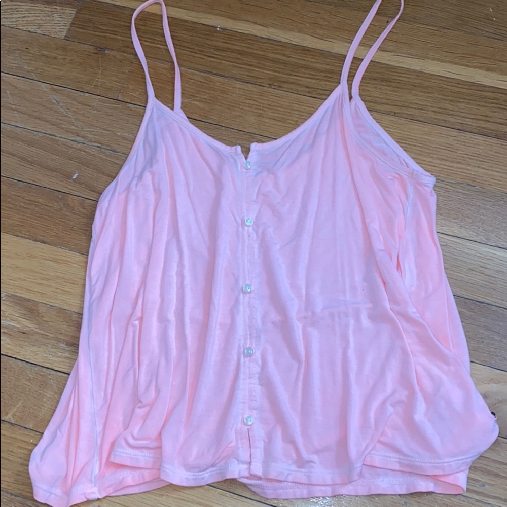 peach colored tank top